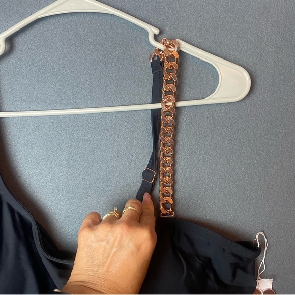 NEW without tags LYSA Sexy PLUS Size 2X Black Cutout Swimsuit with Chain Accent - Picture 5 of 9